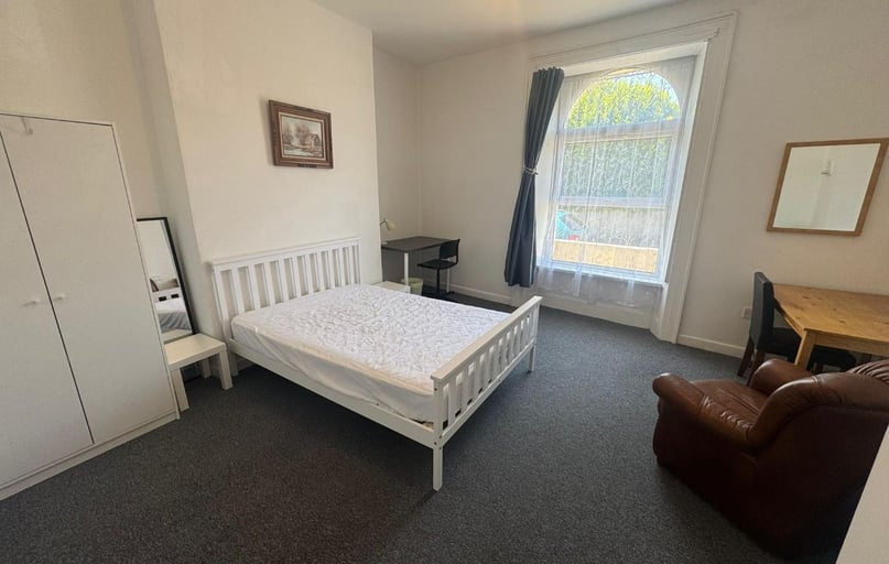 Mount Street, North Hill, Plymouth - Image 1